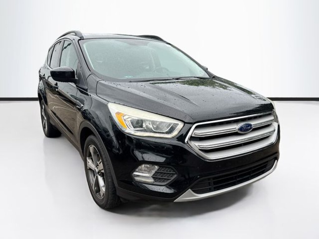 Used 2017 Ford Escape SE SUV