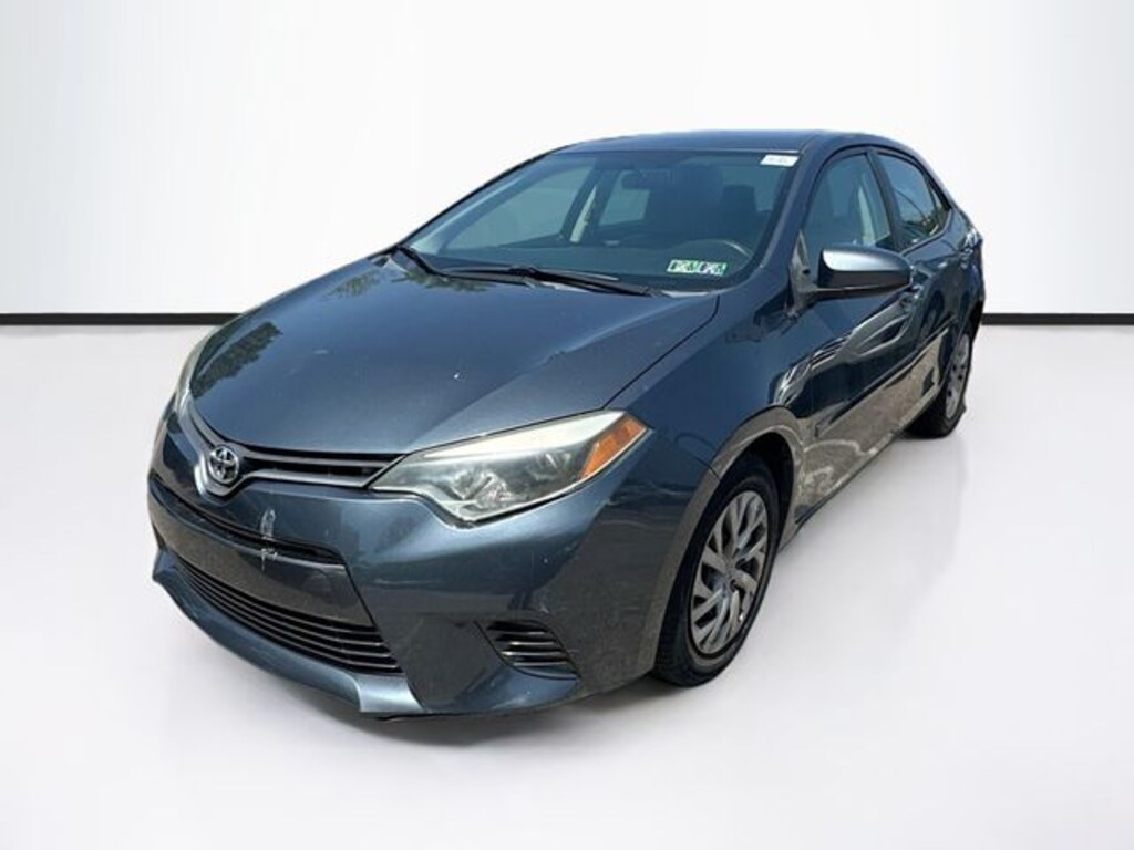 Used 2015 Toyota Corolla LE Sedan