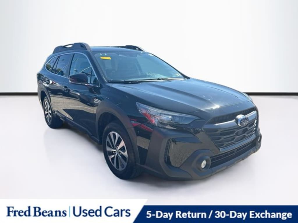 Used 2025 Subaru Outback Premium SUV