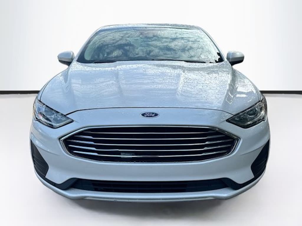 Used 2020 Ford Fusion SE Sedan