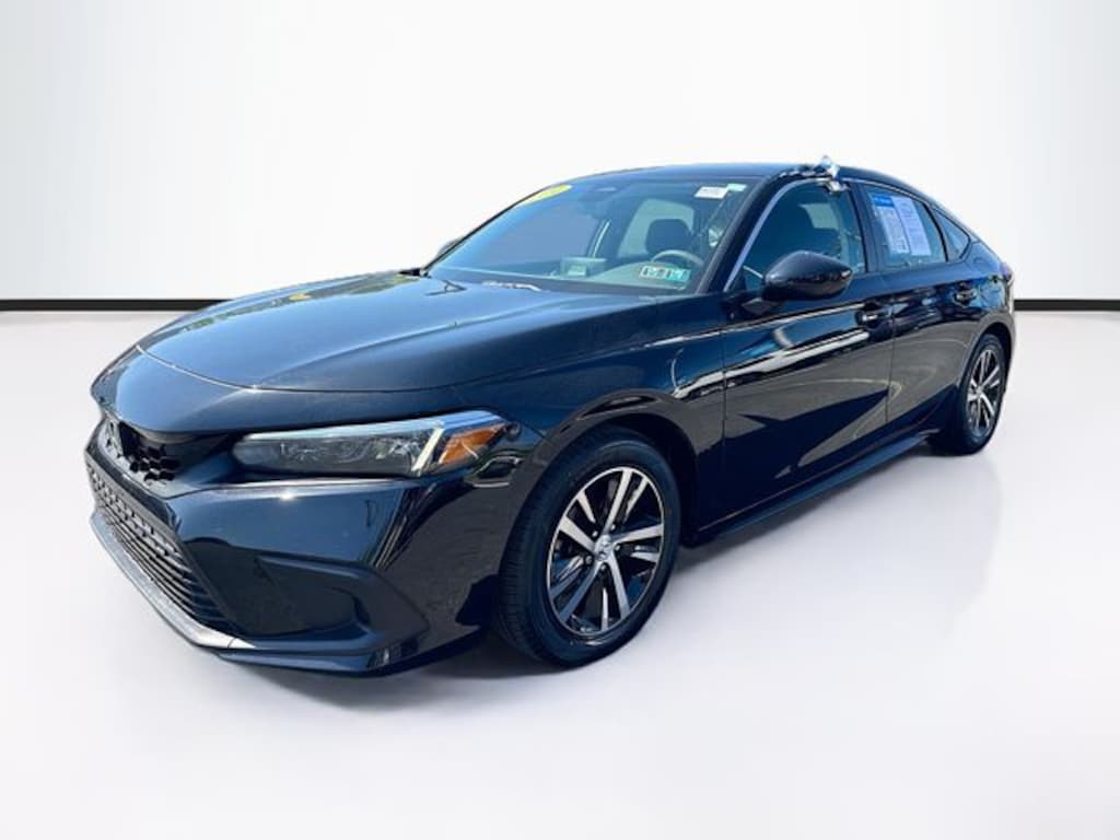 Used 2024 Honda Civic LX Hatchback