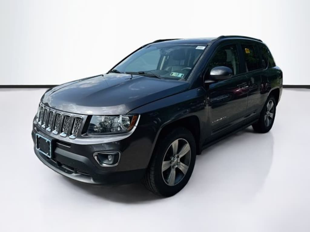 Used 2017 Jeep Compass Latitude SUV