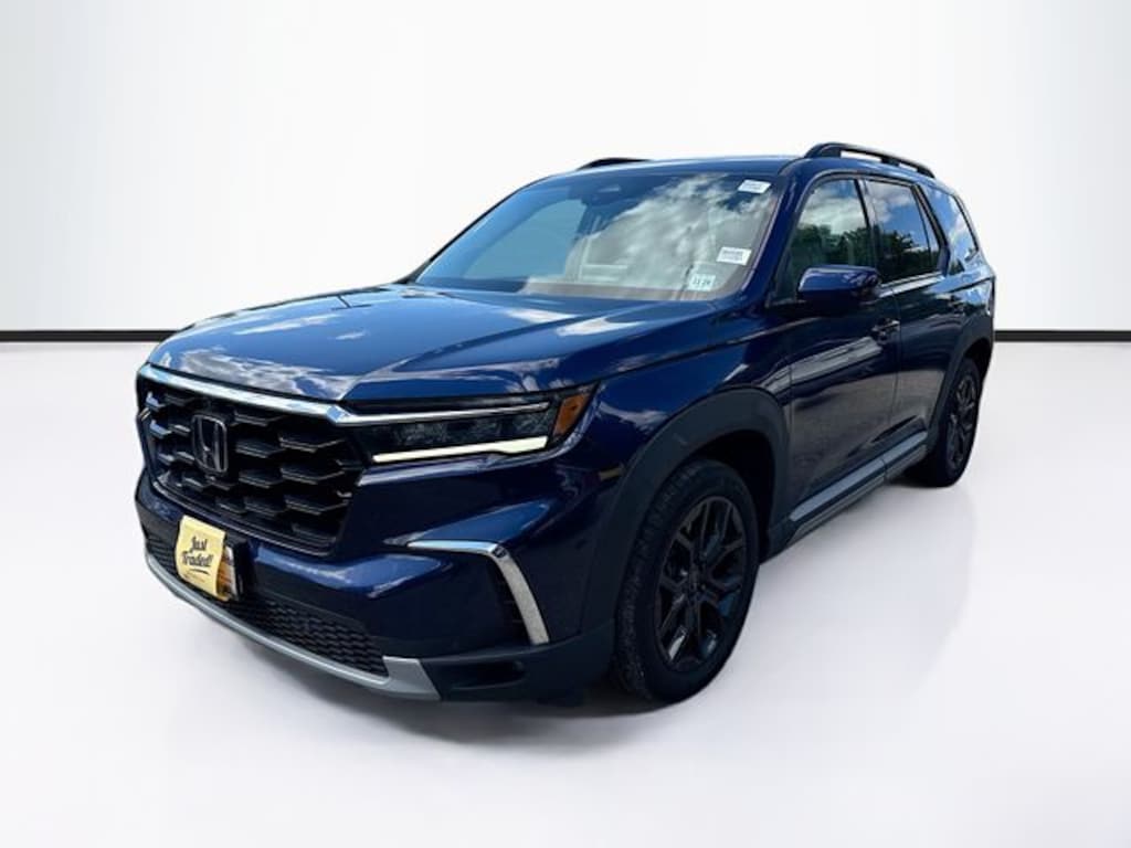 Certified 2025 Honda Pilot Elite SUV
