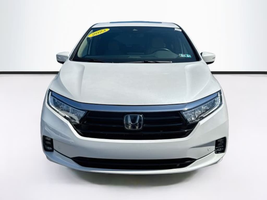 Certified 2023 Honda Odyssey Touring Minivan/Van
