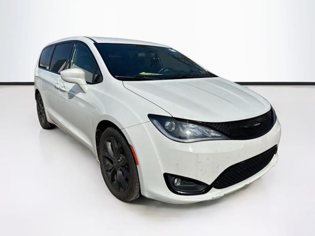Certified 2018 Chrysler Pacifica Touring Plus Minivan/Van