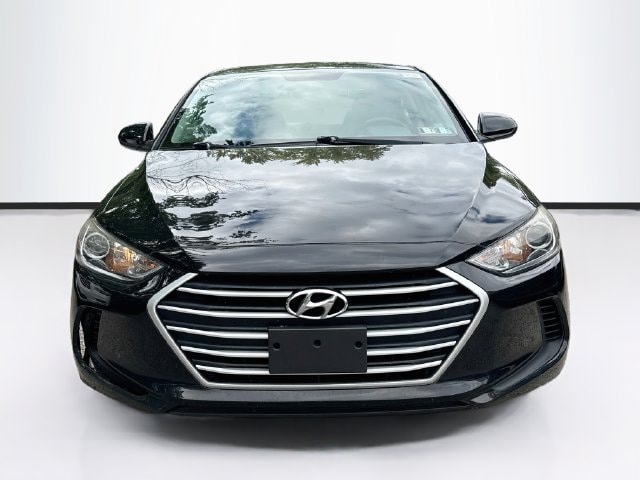 Used 2018 Hyundai Elantra SE with VIN 5NPD74LF2JH372559 for sale in Abington, PA