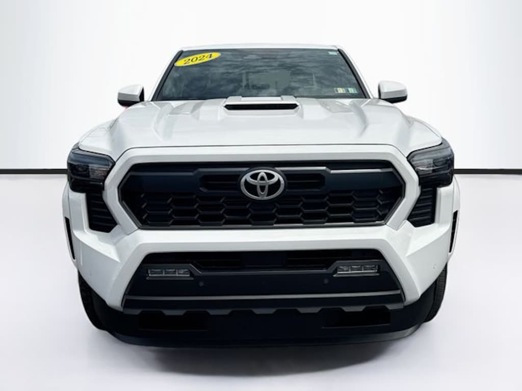 Used 2024 Toyota Tacoma TRD Sport Truck