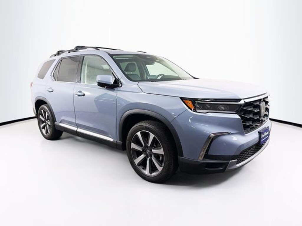 Used 2025 Honda Pilot Elite SUV