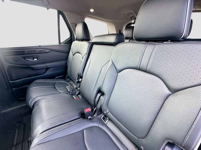 2025 Honda Pilot Elite - Photo 31