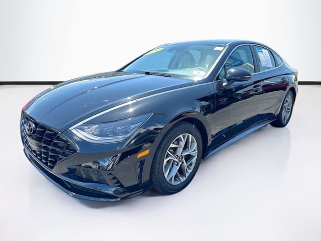 Used 2023 Hyundai Sonata SEL Sedan