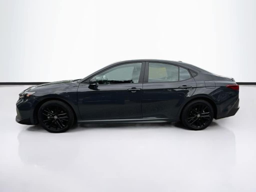 Used 2025 Toyota Camry SE Sedan