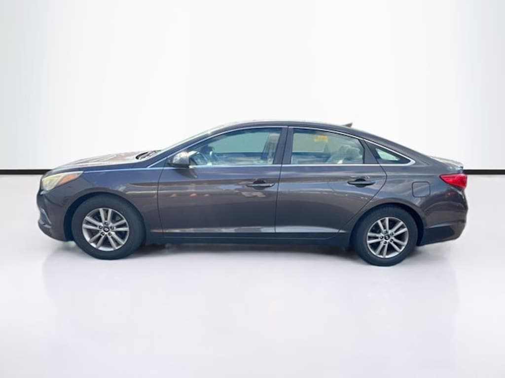 Used 2015 Hyundai Sonata SE Sedan
