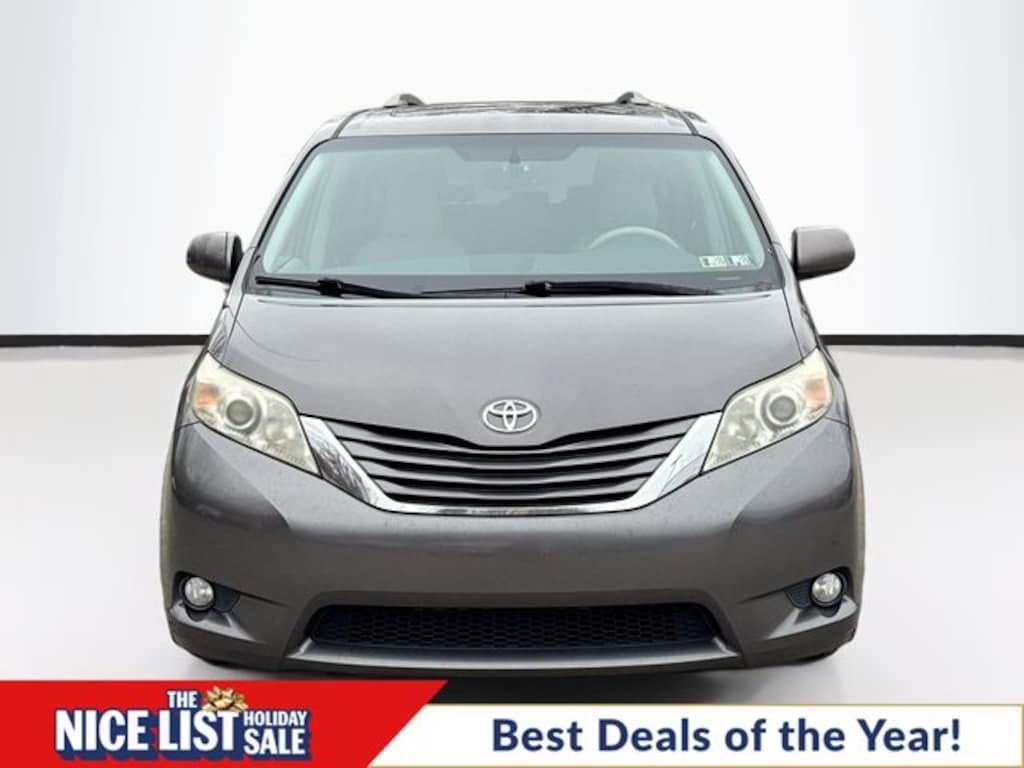 Used 2013 Toyota Sienna XLE Minivan/Van