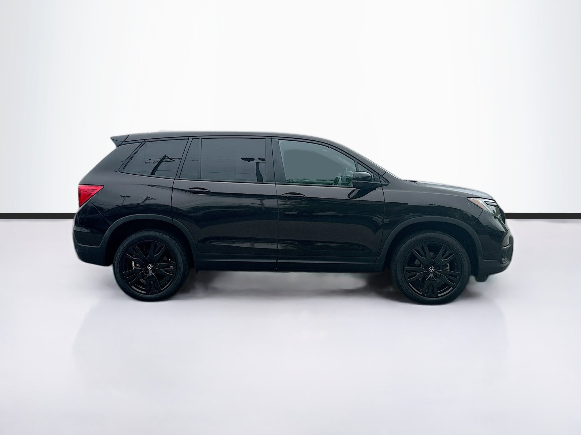 Used 2021 Honda Passport Sport with VIN 5FNYF8H22MB002569 for sale in Abington, PA