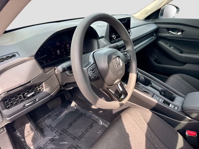 2025 Honda Accord SE - Photo 11