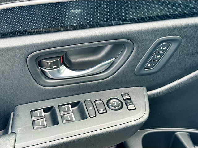 2025 Honda Pilot Elite - Photo 23