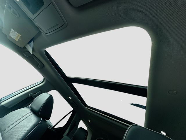 2025 Honda Pilot Elite - Photo 28