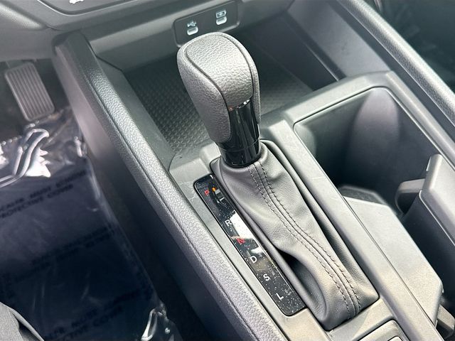 2025 Honda Accord SE - Photo 19
