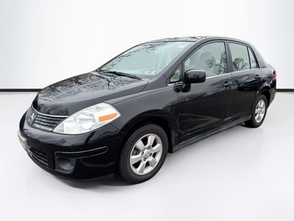 Used 2007 Nissan Versa 1.8 SL Sedan