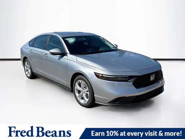 2025 Honda Accord LX's photo