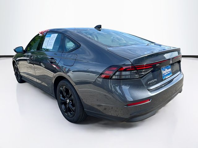 2025 Honda Accord SE - Photo 6