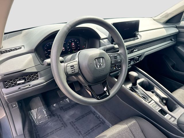 2025 Honda Accord SE - Photo 11