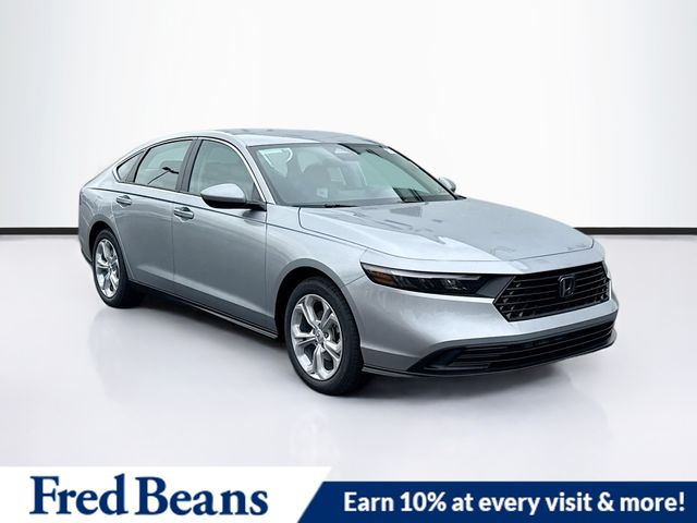 2025 Honda Accord LX's photo