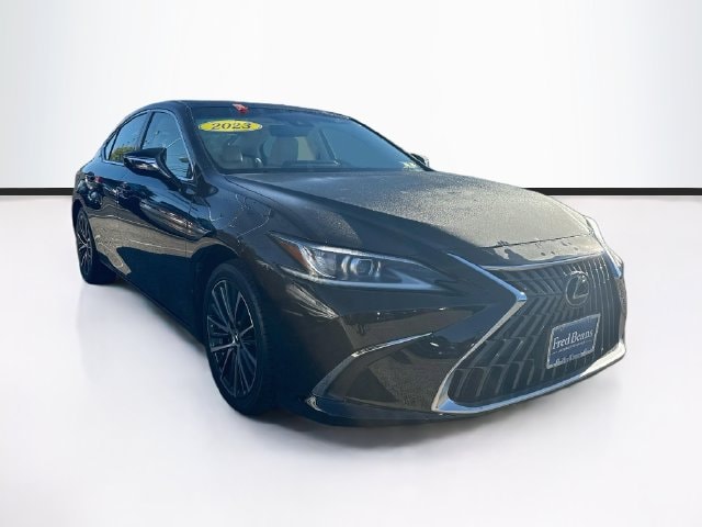 2023 Lexus ES