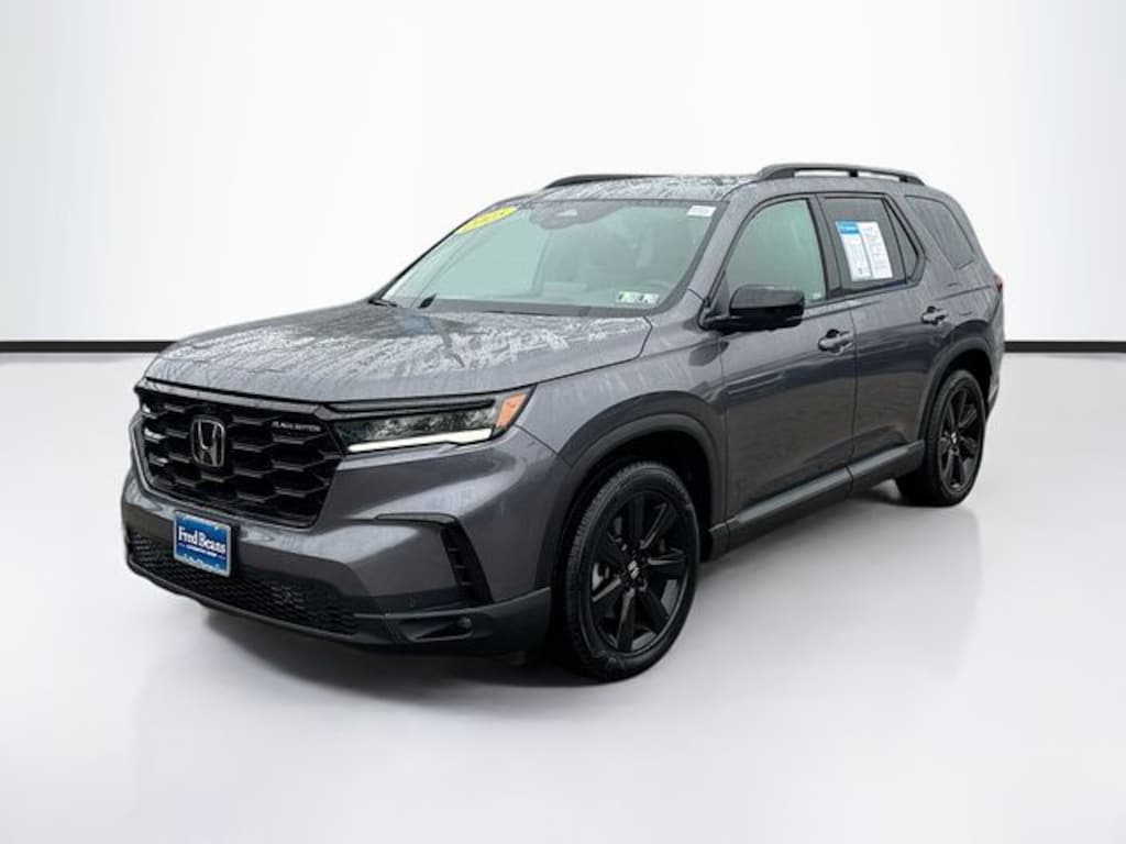 Used 2025 Honda Pilot Black Edition SUV