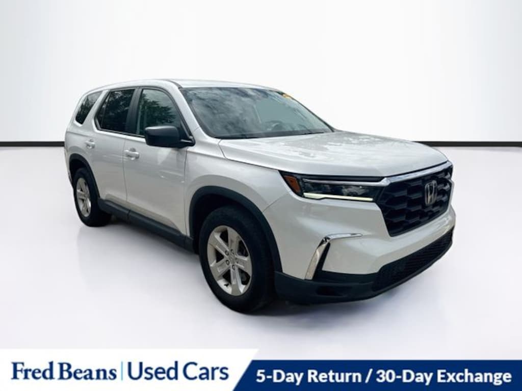 Used 2023 Honda Pilot LX SUV