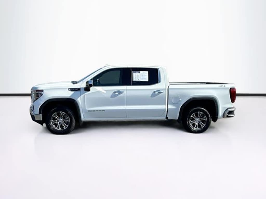 Used 2025 GMC Sierra 1500 SLT Truck