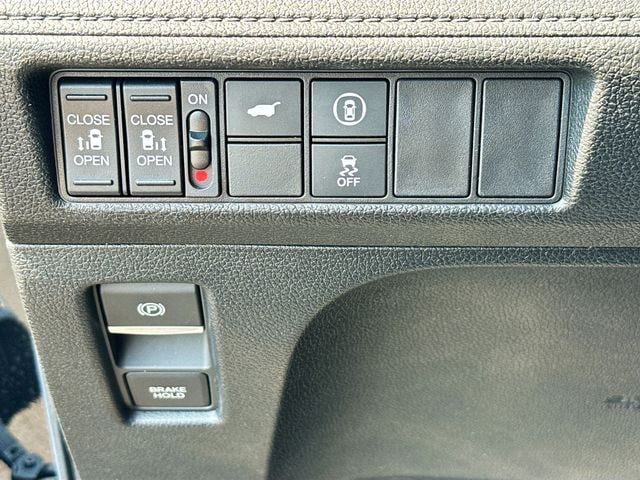 2023 Honda Odyssey EX-L - Photo 13
