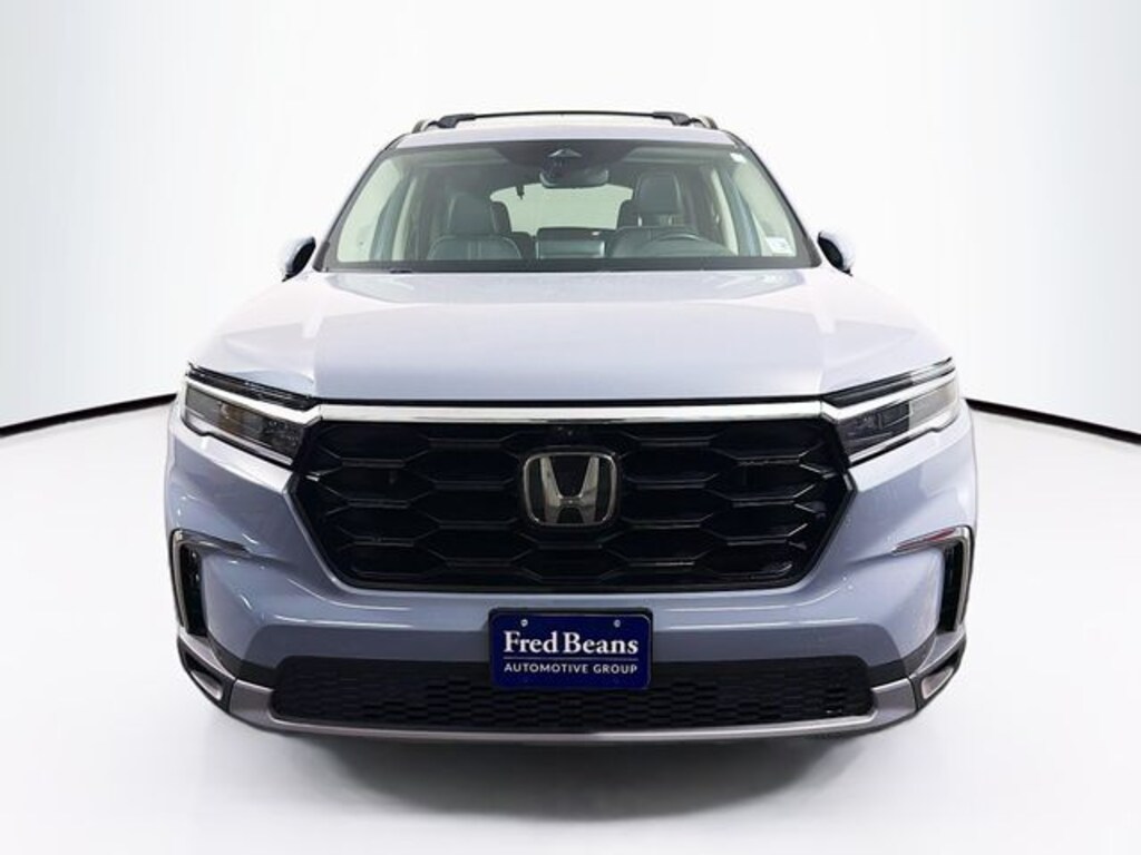 Used 2025 Honda Pilot Elite SUV