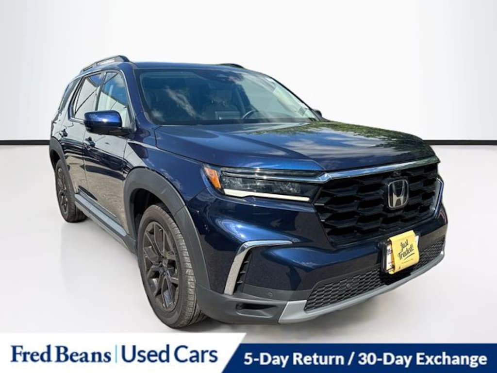 Certified 2025 Honda Pilot Elite SUV