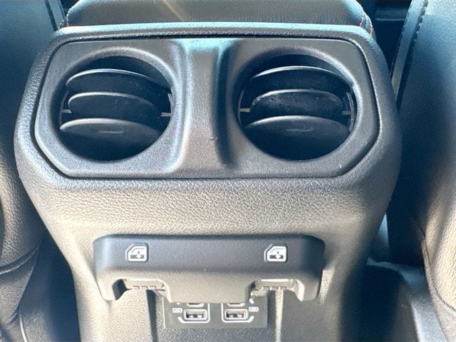 2022 Jeep Gladiator Mojave - Photo 25