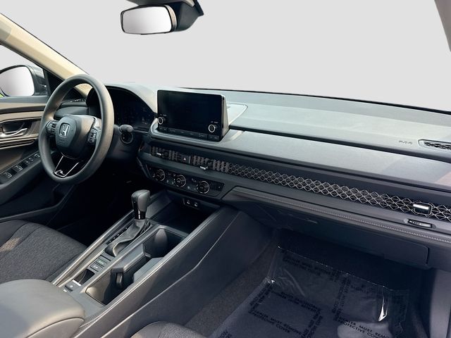 2025 Honda Accord SE - Photo 33