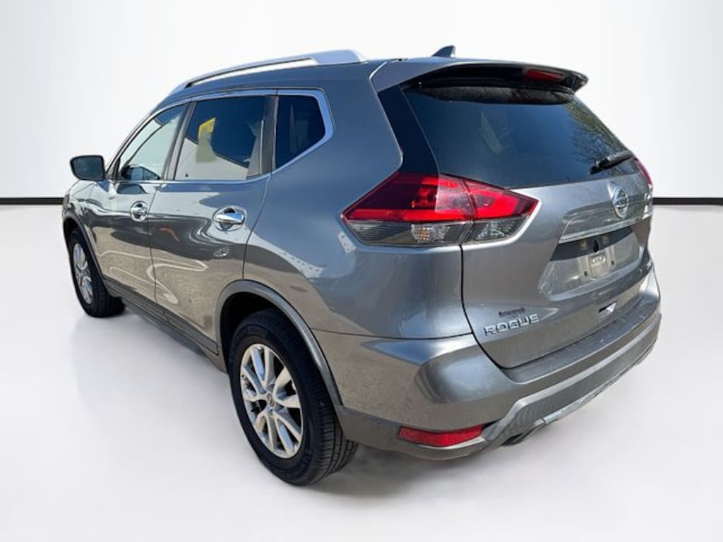 Used 2018 Nissan Rogue SV SUV