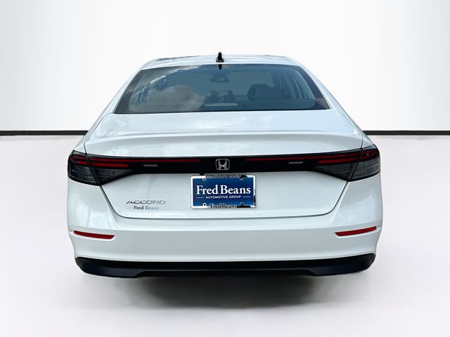 2025 Honda Accord SE - Photo 7