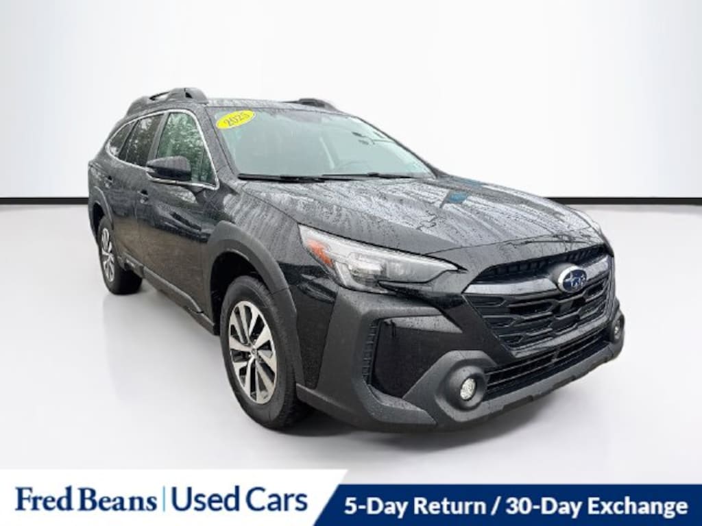 Used 2025 Subaru Outback Premium SUV
