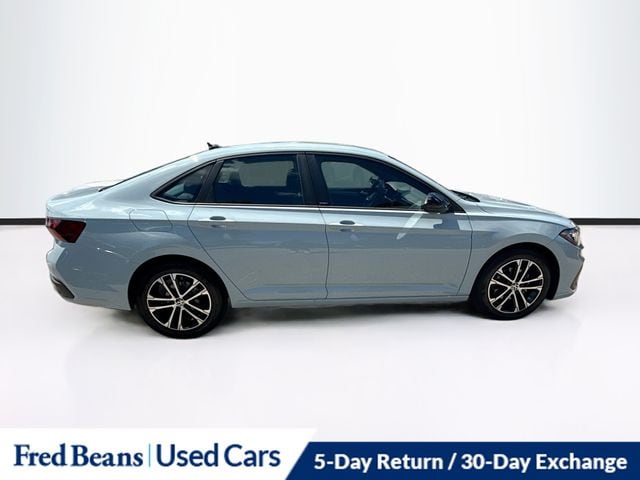 2026 Volkswagen Jetta Sport - Photo 11
