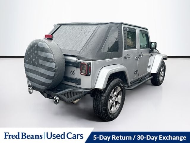 2018 Jeep Wrangler JK Unlimited Sahara - Photo 10