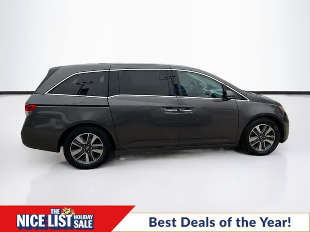 Used 2016 Honda Odyssey Touring Van Passenger Van