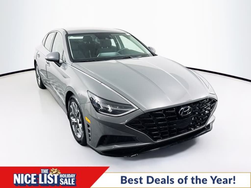 Used 2022 Hyundai Sonata SEL Sedan