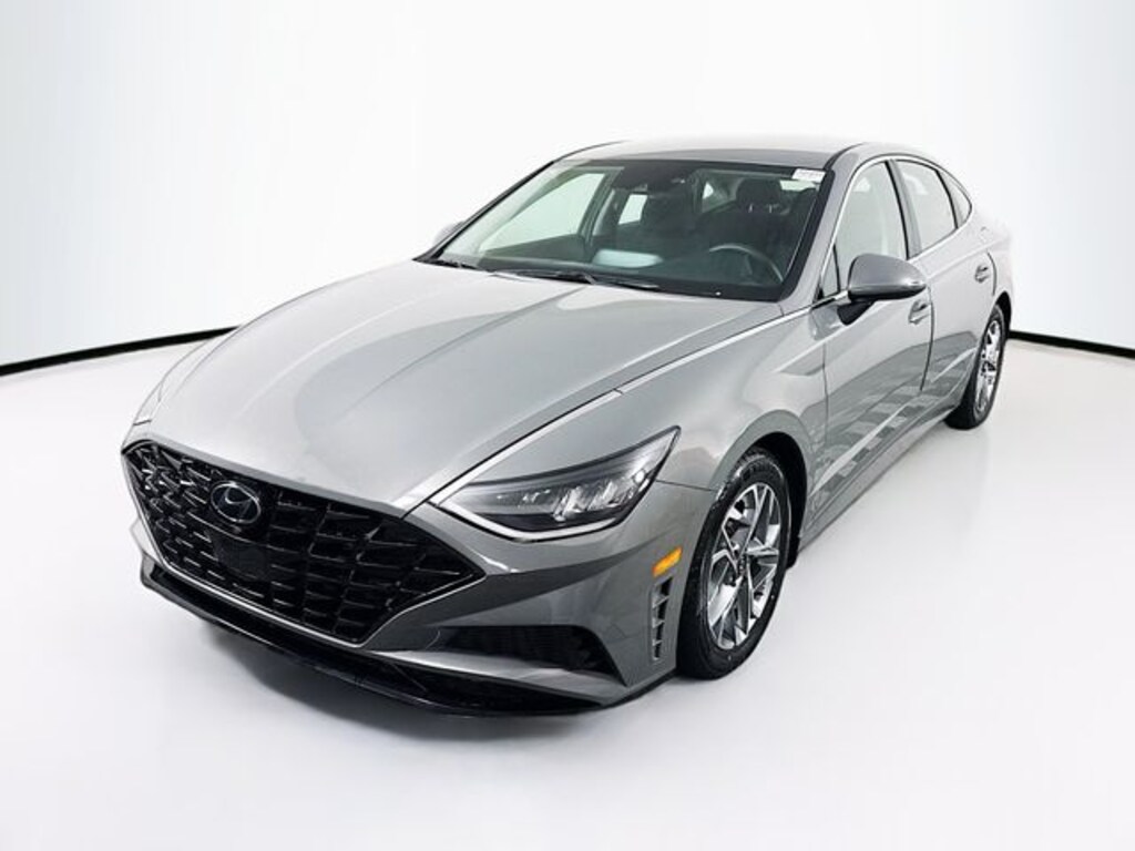 Used 2022 Hyundai Sonata SEL Sedan