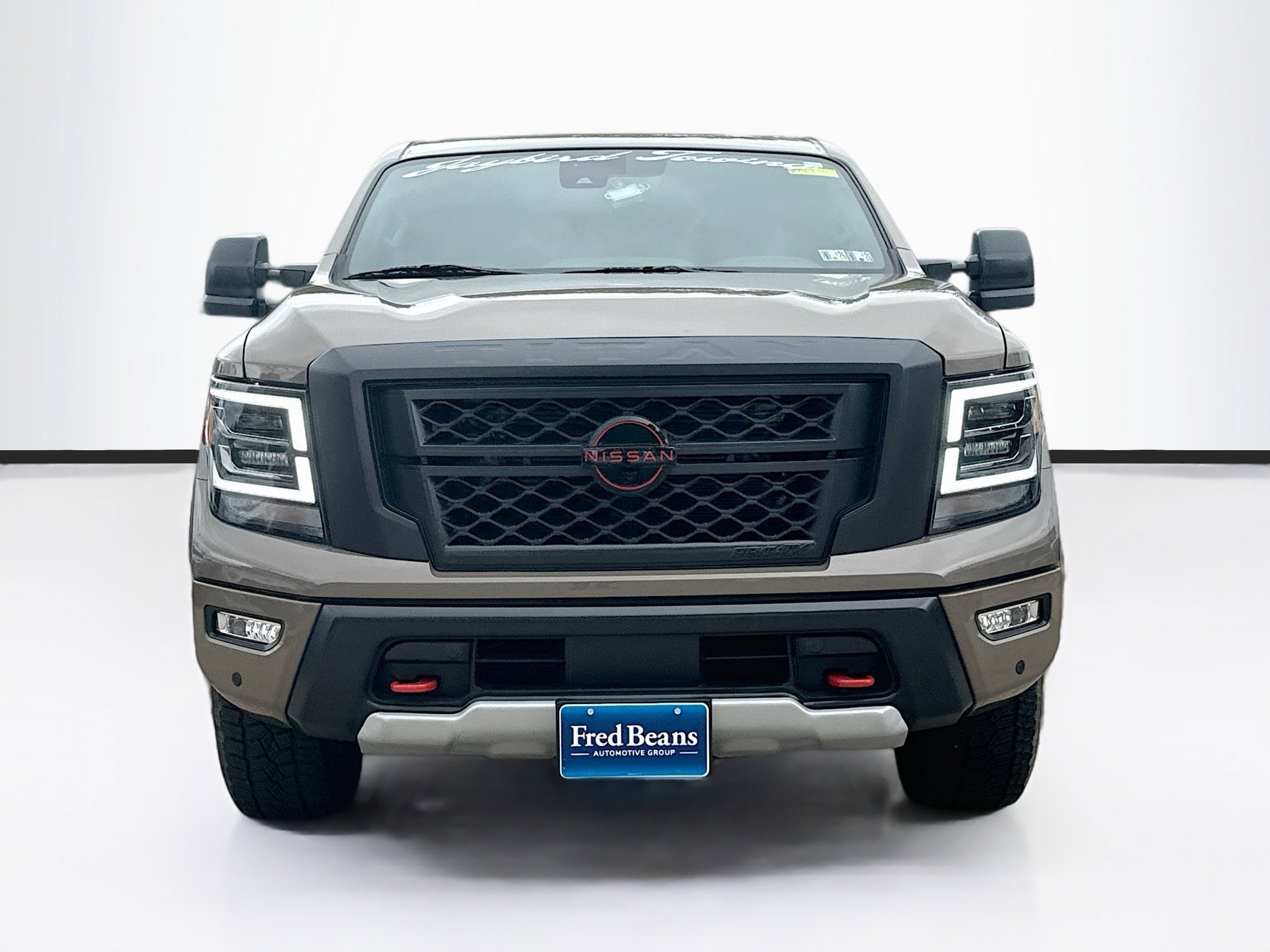 Used 2024 Nissan Titan PRO-4X with VIN 1N6AA1EDXRN105807 for sale in Willow Grove, PA