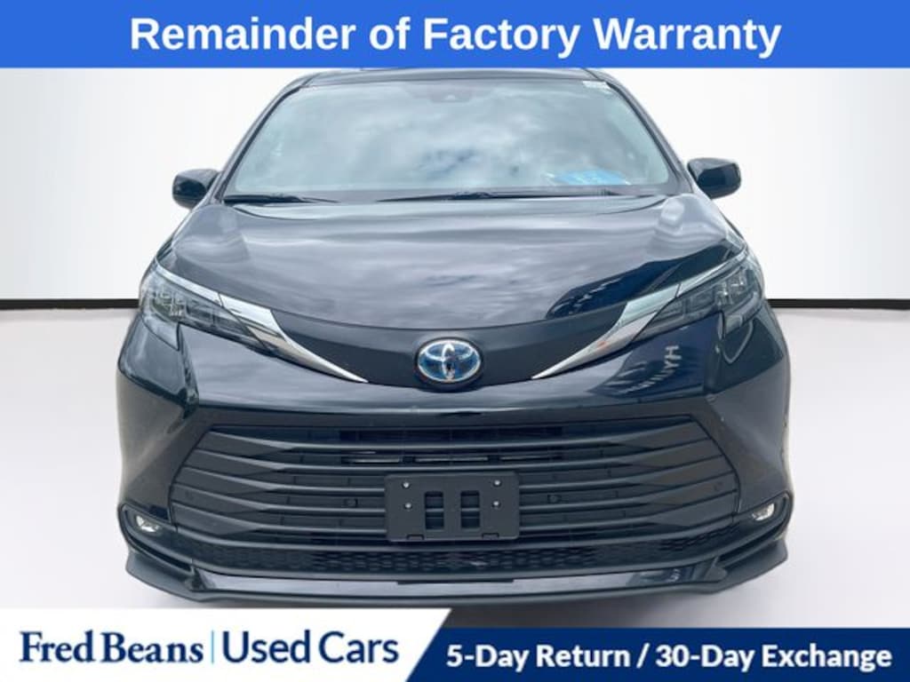 Used 2025 Toyota Sienna XLE 7 Passenger Van Passenger Van