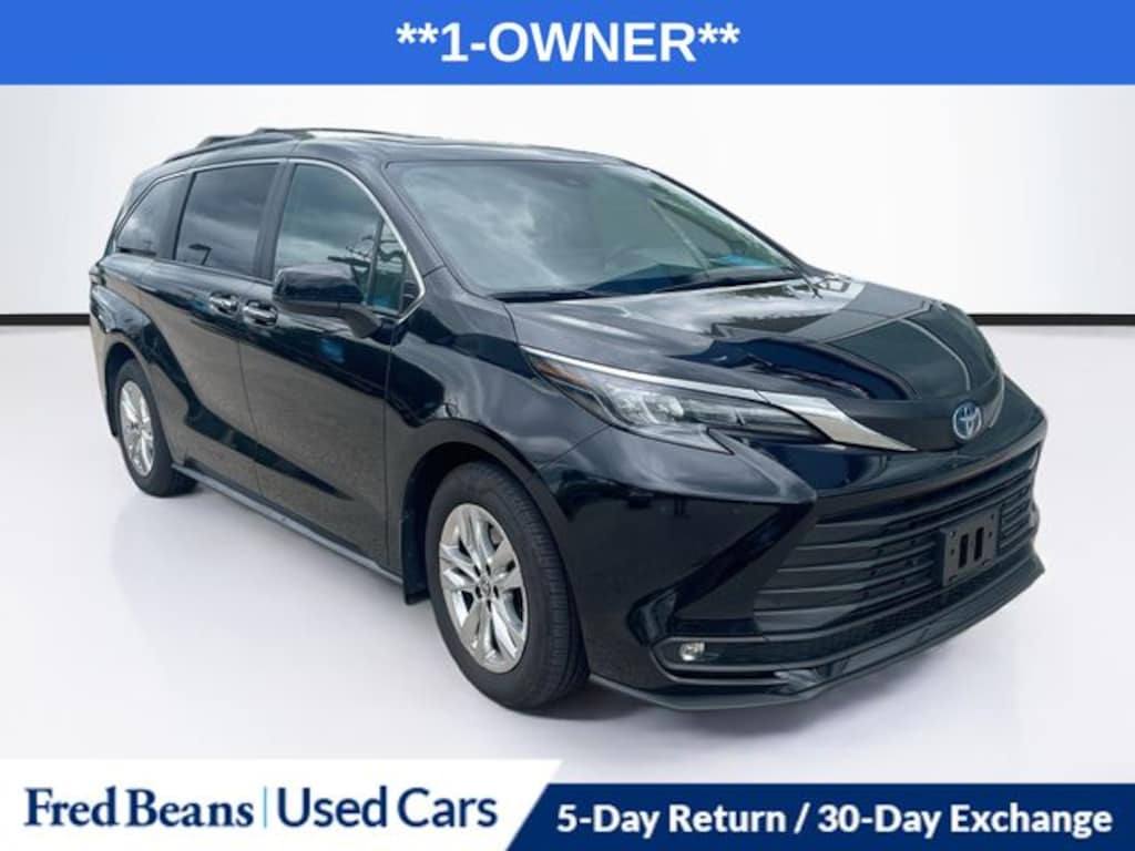Used 2025 Toyota Sienna XLE 7 Passenger Van Passenger Van