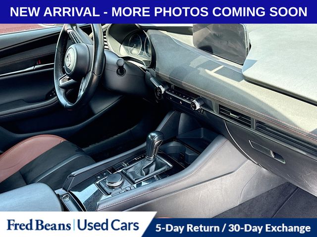 2024 Mazda CX-3's photo