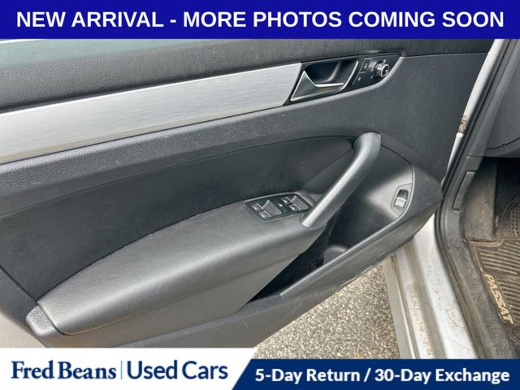 Used 2013 Volkswagen Passat 2.5 SE Sedan
