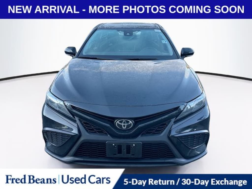 Used 2024 Toyota Camry SE Sedan